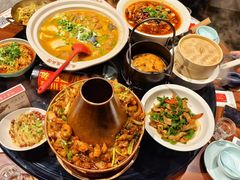 -川流不息·地道川菜·小龙虾(新松江路店)