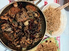 -肥肥虾庄·金牌油焖大虾(汉口城市广场店)