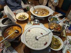 -黄泥岗·地道湖北菜(奥特莱斯店)