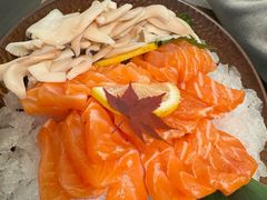 -牛YO寿喜烧·铁板烧和牛火锅自助(市府恒隆店)