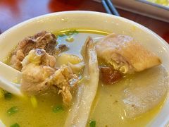 -鲁朗纳麦石锅鸡庄园