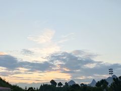 -平乐服务区-停车场