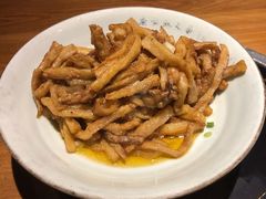 咸蛋黄茄子-吃饭皇帝大土家民族菜(正大广场店)