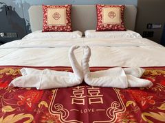 -广州琶洲会展广州塔地铁站轻居酒店