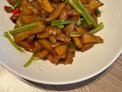 -艳阳天·非遗楚菜(武汉客厅店)