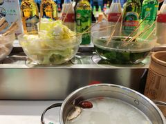 -百品聚旋转火锅(号外店)