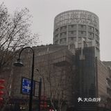 杭州的一个商场，在湖滨银泰旁边