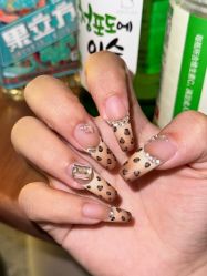 -爱纶美·美甲美睫半永久