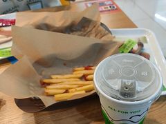 -德克士(场中路店)