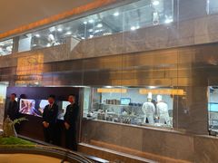 -海派悦庭·海胆烧麦·新融合菜(凯德广场店)