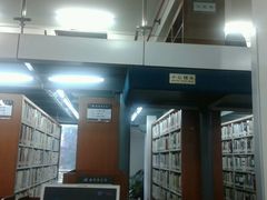 android_upload_pic-上海市虹口区图书馆(曲阳分馆)
