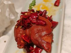 -孔雀云贵川·融合菜(长宁来福士店)