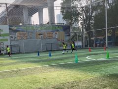 -飞梦少儿足球培训(塘桥校区)