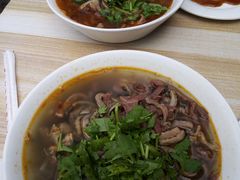 -白老大羊杂碎稍麦