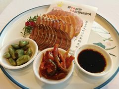 -鱼翅楼·津派砂锅鱼翅(水上公园店)