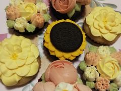 挚爱时刻花束纸杯蛋糕-派悦坊·甜品·蛋糕(日坛店)