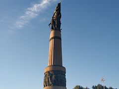 -人民防洪胜利纪念塔