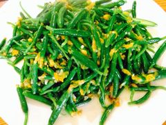 -闯关东东北农家菜(崂山石老人店)