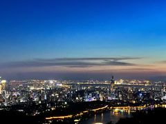 -紫金山山顶公园