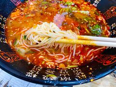 肥肠米线-火辣辣麻辣粉(桃园二巷店)
