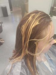 -HAIR HERE造型