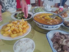 -华龙特色大骨鸡农家菜馆