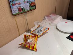 -七欣天香辣蟹火锅(闵行浦江欢乐颂店)