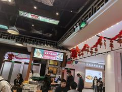 -黑白电视长沙小吃(美林M·LIVE天地东座店)