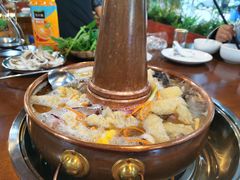 -岳记兴隆·青城腊排铜火锅(融创店)