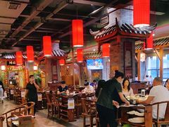大堂-张大胡子鱼头火锅酒楼(长益路店)