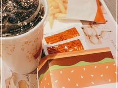 -麦当劳(百荣世贸商城店)