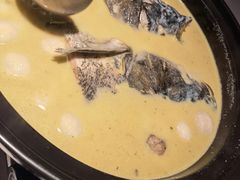 筒子骨炖鄱阳湖雄鱼头-相思林金岛饭店(青山湖店)