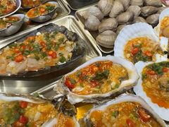 -围炉肉舍•炭烤活鳗•丹东海鲜烤肉(步行街店)