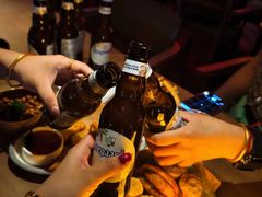 -FOUR PLAY BAR