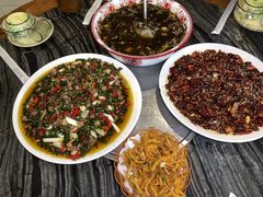 -江湖黑大兔(杨家坪店)