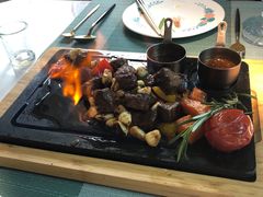 田园澳洲骰子牛肉-蜜桃花开·中西融合菜E&W(南长街店)