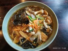 -重元寺香积厨素斋馆