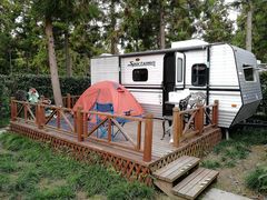 -崇明东平国家森林公园烧烤房车露营地