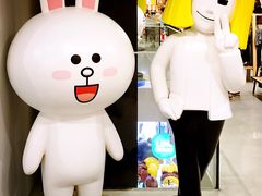 -LINE FRIENDS Garosu-gil Flagship Store