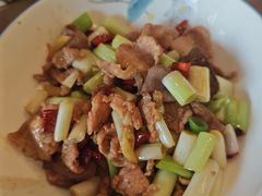 -湖泉水云间餐厅·弥勒地道菜(B座店)