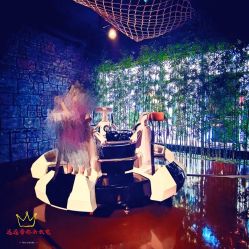 -奇幻丛林(佛罗伦萨小镇店)