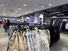 -唯品会(北京国瑞城店)