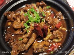 -老闵田螺馆·南昌市井菜·特色小吃(总店)