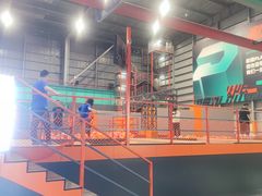 -极限PLAY运动娱乐新世界·团建派对潮玩休闲馆·室内蹦极高空游乐园
