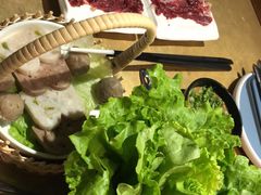 -左庭右院鲜牛肉火锅(金山万达店)