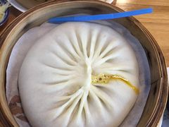 蟹粉汤包-朱洪元苏式面馆(绿宝广场店)