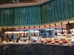 自助取餐区-海棠湾洲际-涛·海底餐厅·美人鱼·自助餐·海底隧道