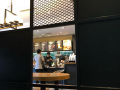 门面-星巴克臻选(威海威高广场店)