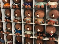 -LINE FRIENDS Garosu-gil Flagship Store