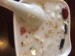 -海口骑楼小吃街